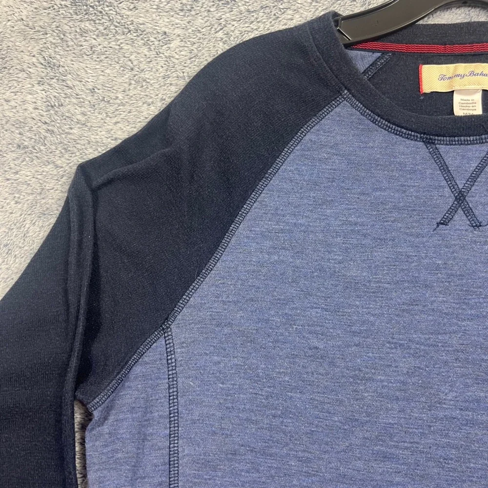 Tommy Bahama Mens M Blue Raglan Long Sleeve Pullover Marlin Logo Sweatshirt